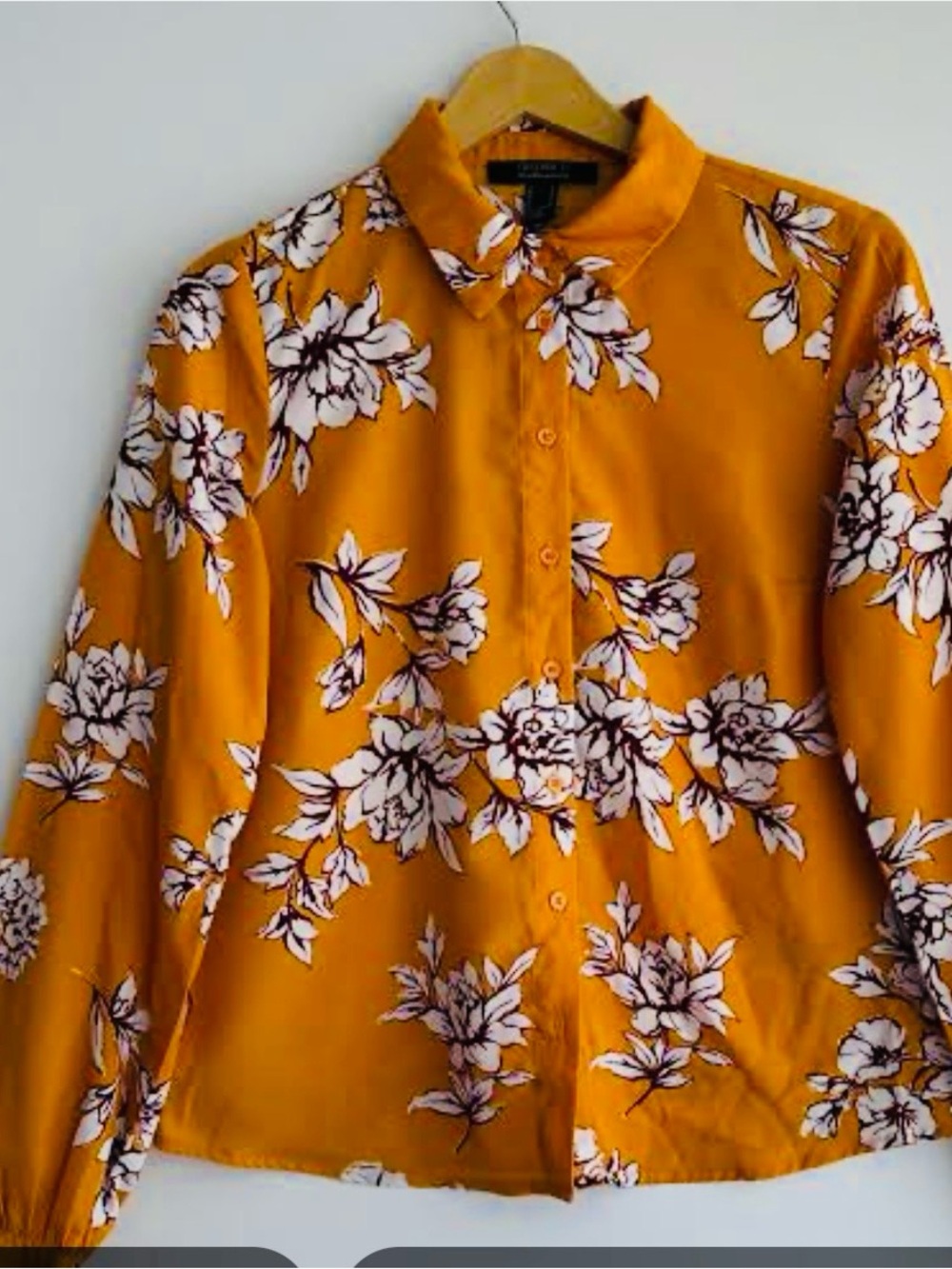 #3168**Forever 21 Mustard Orange Floral Button-Down Blouse